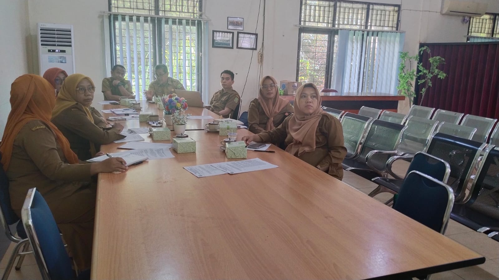 Read more about the article DPMPTSP Kabupaten Sambas Bersama Diskominfo Gelar Rapat Pengelolaan dan Optimalisasi Website Dinas